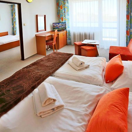 Hotel Sorea Uran Tatranska Lomnica Exterior photo