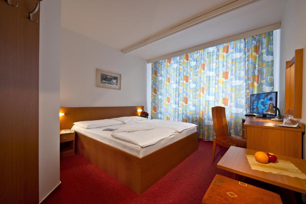 Hotel Sorea Uran Tatranska Lomnica Room photo